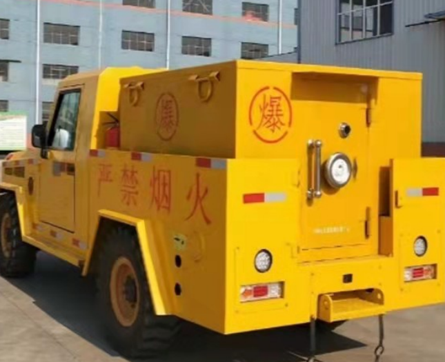 安定爆破器材运输车专用功能